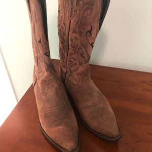 Justin cowboy boots